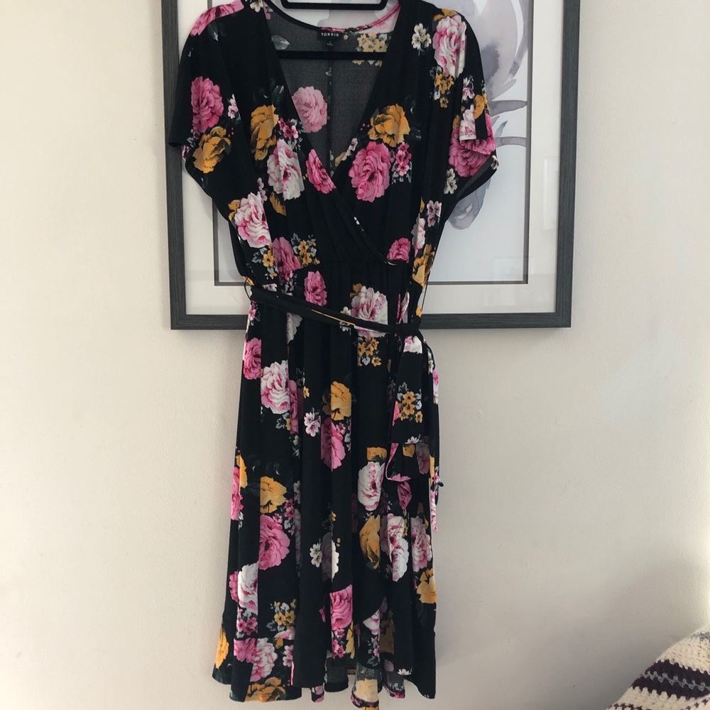 {torrid} Black and Floral Faux Wrap Midi Dress